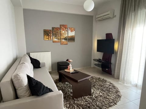 Central Comfy Home Apartment in Messenia