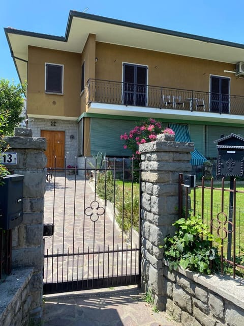 Casa Vacanze Mari, Paratico House in Province of Brescia