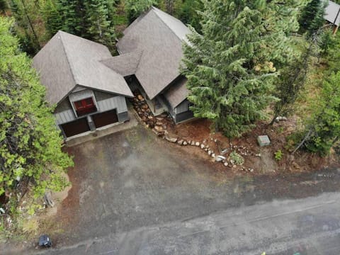 Magic McCall Cabin and Studio for Larger Groups wi Cabin in McCall