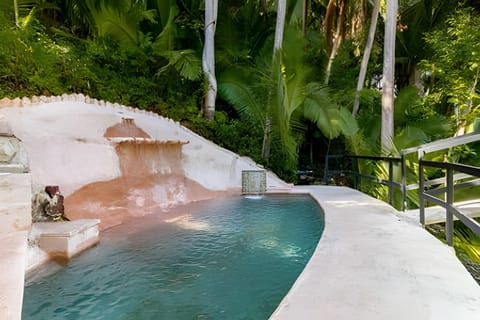 Swimming pool, Swimming pool