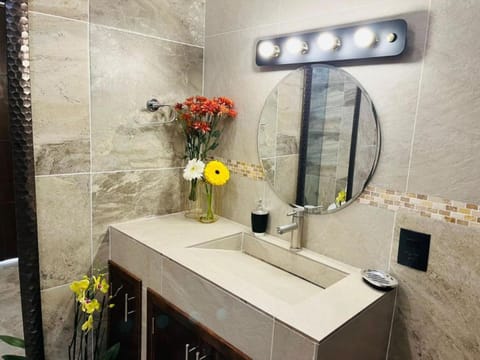 Hostal Gautamas Guest rooms, hostal para viajeros,backpackers hostel Bed and Breakfast in State of Morelos