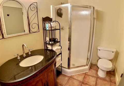 Chateau Treehouse #11 @ Oak Crest Cottages and Treehouses Apartment in Eureka Springs