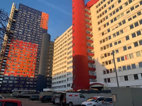 Möblierte Apartment im Herkules Köln Neuehrenfeld Apartment in Cologne