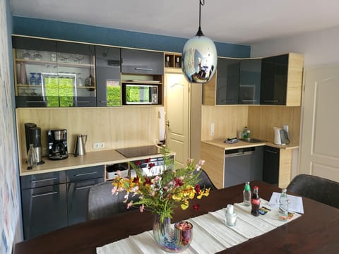 Living room, Photo of the whole room