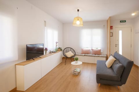 View (from property/room), Living room, Quiet street view