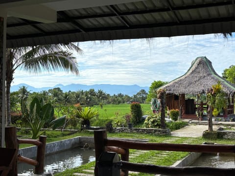 Restaurant/places to eat, Natural landscape, Fishing, Garden view