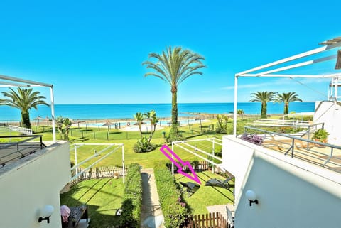 Day, BBQ facilities, Garden, View (from property/room), Beach, Garden view, Pool view, Pool view, Sea view, Sea view, Swimming pool, sunbed