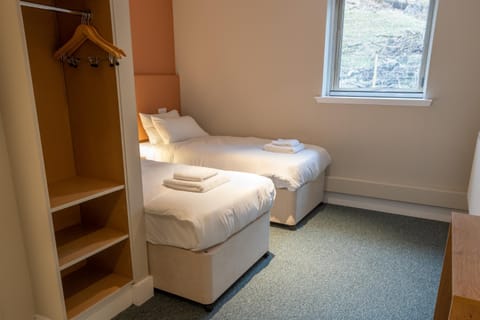 An Spiris Accommodation at Dundreggan Rewilding Centre Hotel in Scotland