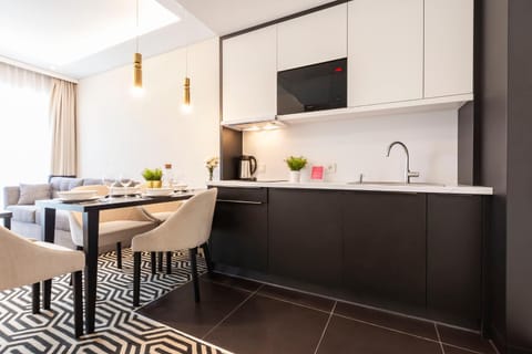TV and multimedia, Dining area
