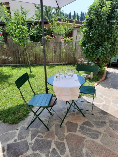 Garden, Dining area, Garden view