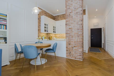 Kitchen or kitchenette, Living room, Dining area, kitchen