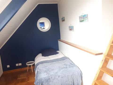 Grande maison familiale proche port de Vannes House in Séné