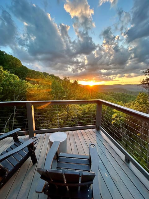 Natural landscape, View (from property/room), Mountain view, Sunset