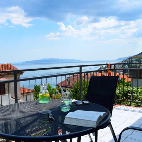 Natural landscape, View (from property/room), Balcony/Terrace, Sea view