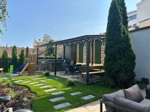 Inner courtyard view
