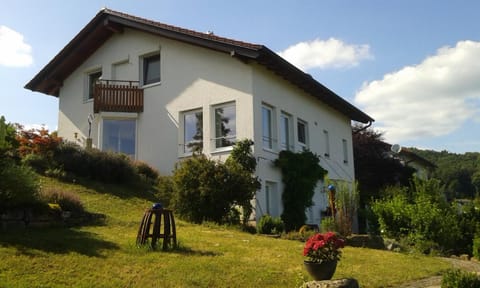 Property building, Spring