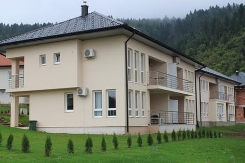Countryside Resort Sarajevo Apartment in Federation of Bosnia and Herzegovina