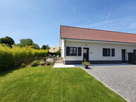 Gites Les Mondaines - Les hirondelles House in Hauts-de-France