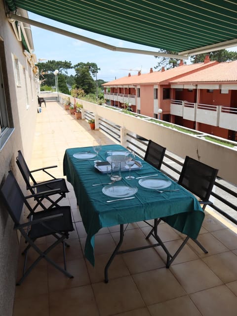 Patio, Day, View (from property/room), Balcony/Terrace, Dining area