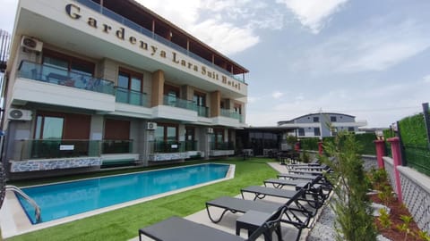 Property building, Swimming pool
