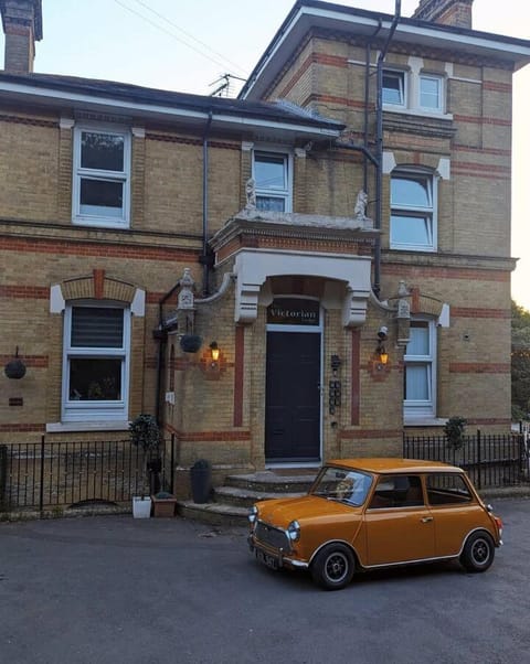 Property building, Street view, Parking