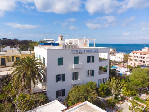 Facade/entrance, Bird's eye view
