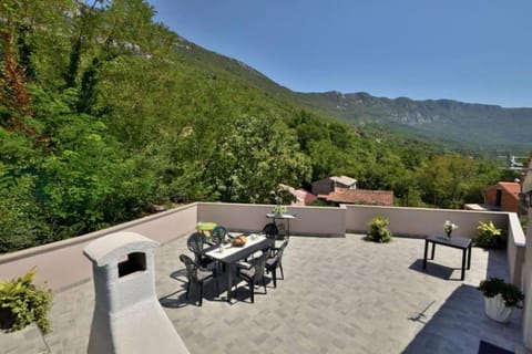 Natural landscape, Balcony/Terrace, Mountain view
