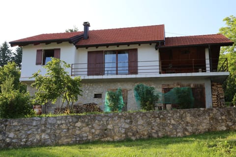 Property building, Spring, Garden