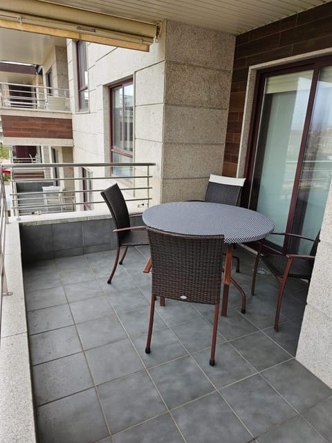 RESIDENCIAL DECANELAS Apartment in Portonovo