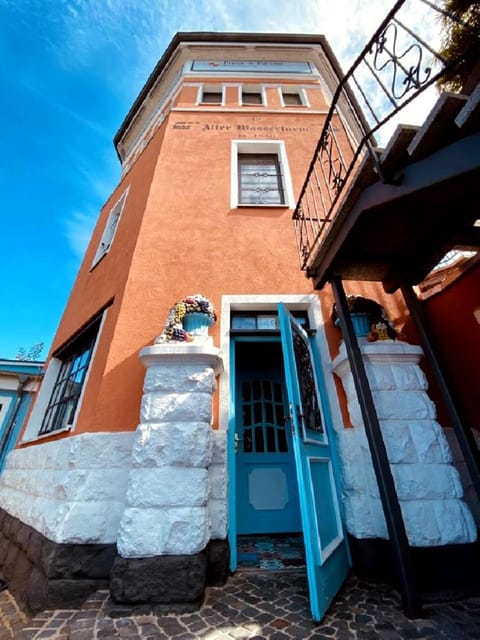 Property building, Facade/entrance