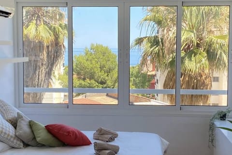 La ventana de Puerto Marina Apartment in Torremolinos