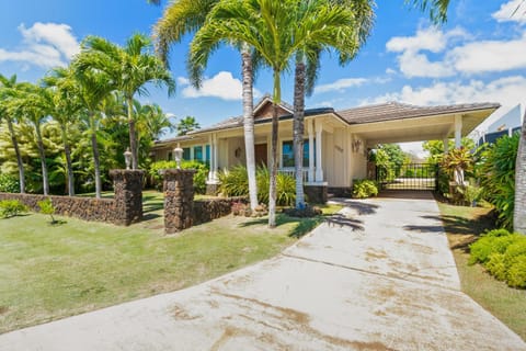 1730 Kaleka 4 Bed Poipu House, Guest House walk to Beach House in Poipu