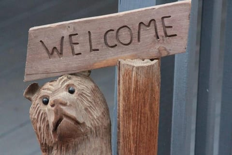 The Grindle Bridge Cabin Cabin in White County