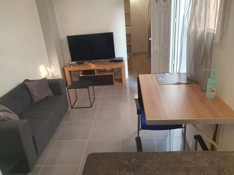 APPARTEMENT SYMPATHYQUE Apartment in Paris