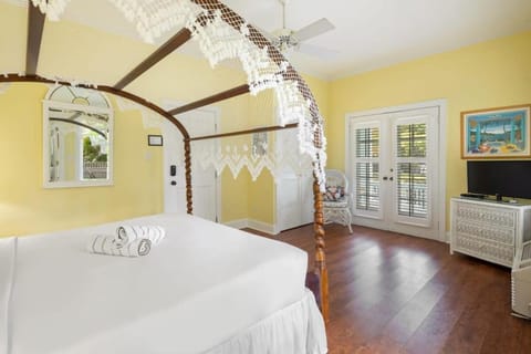 Classic King Balcony at the James House Inn in Key West