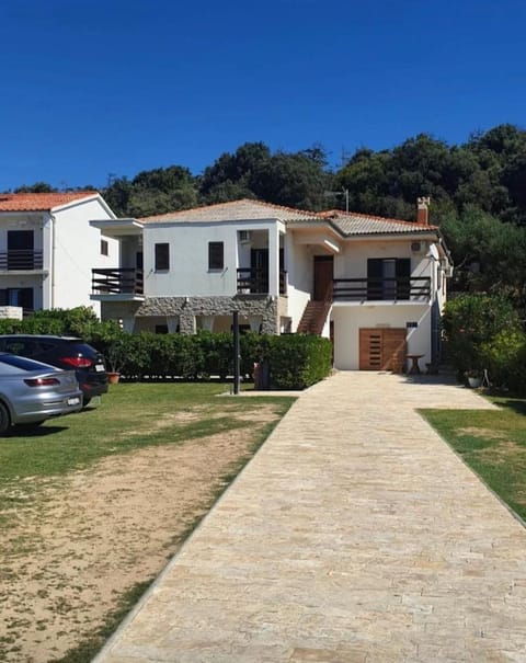 Property building, Parking