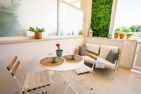Property building, Balcony/Terrace