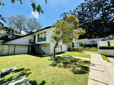 Property building, Natural landscape, Garden