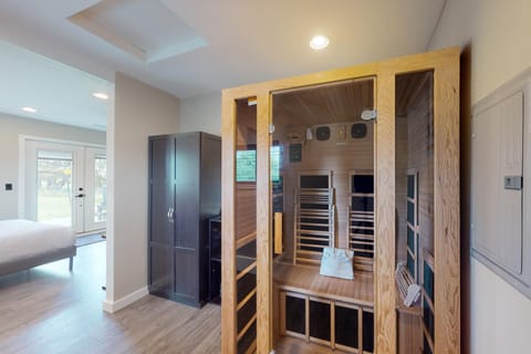 O'ceananigans House in Washington