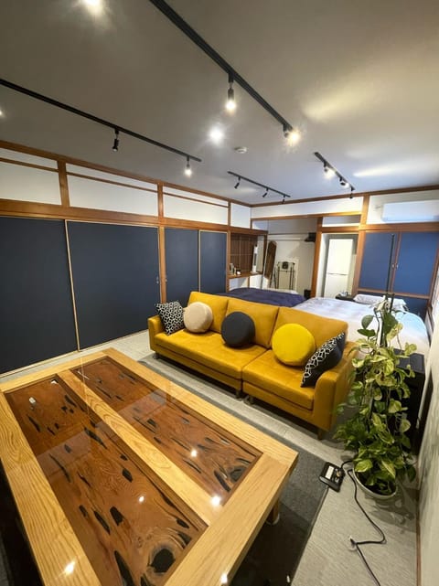 Living room, Photo of the whole room