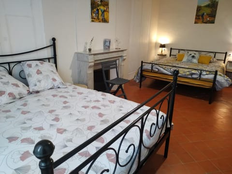 Property building, Bed, Photo of the whole room, Bedroom
