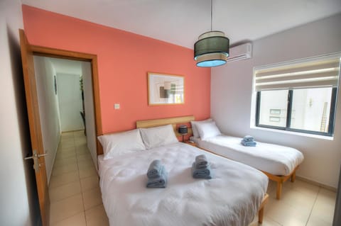 Comfortable 2bedrooms in Paceville, balcony JPOR1-3 Apartment in Saint Julians