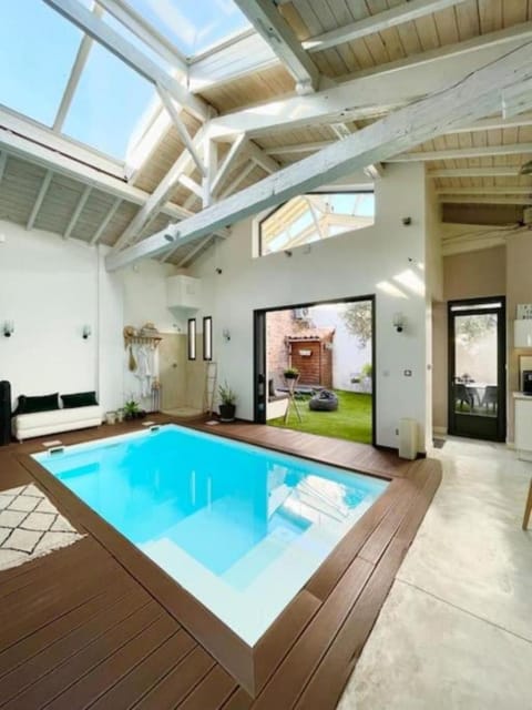 Patio, Balcony/Terrace, Swimming pool