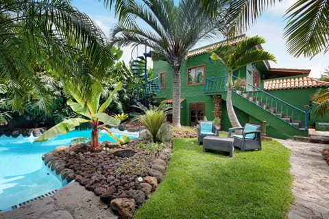 Property building, Living room, Swimming pool