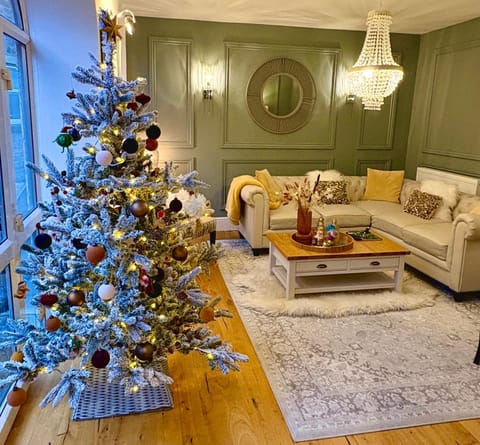 The Coach House central location fantastic Views House in Matlock