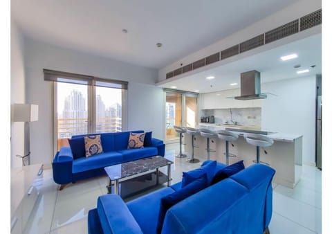 Living room, Seating area, kitchen