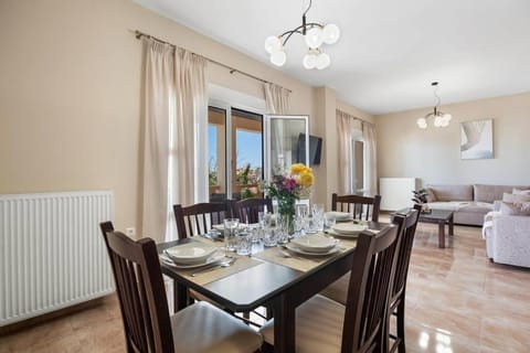 Patelakis Apartment near the Beach Apartment in Chania