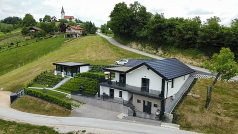 Property building, Natural landscape