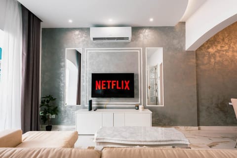 TV and multimedia, Living room, air conditioner