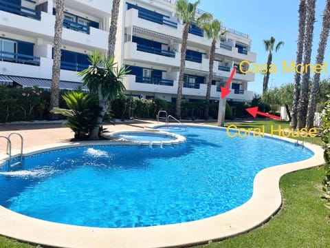 Garden, Balcony/Terrace, Garden view, Pool view, Swimming pool, Swimming pool, sunbed